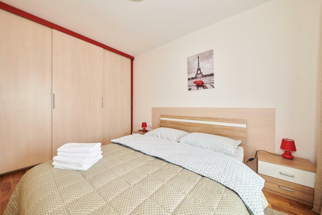 Apartment Moela 23 & 24 *